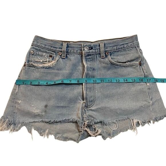 Levi’s Distressed Cut-Offs - Picture 8 of 10